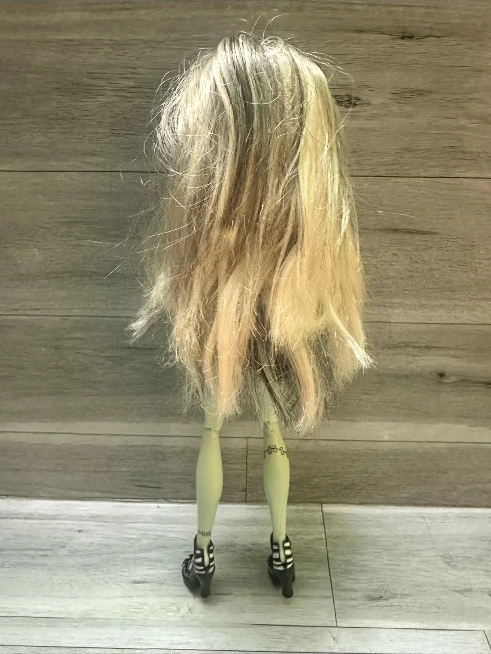 Monster High Frankie Stein  Green & Black Plaid Fashion Doll